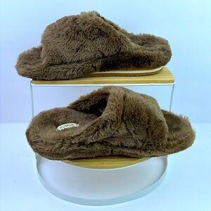 KUBUA Orthotic Slippers Sz 7 (New without tags)
